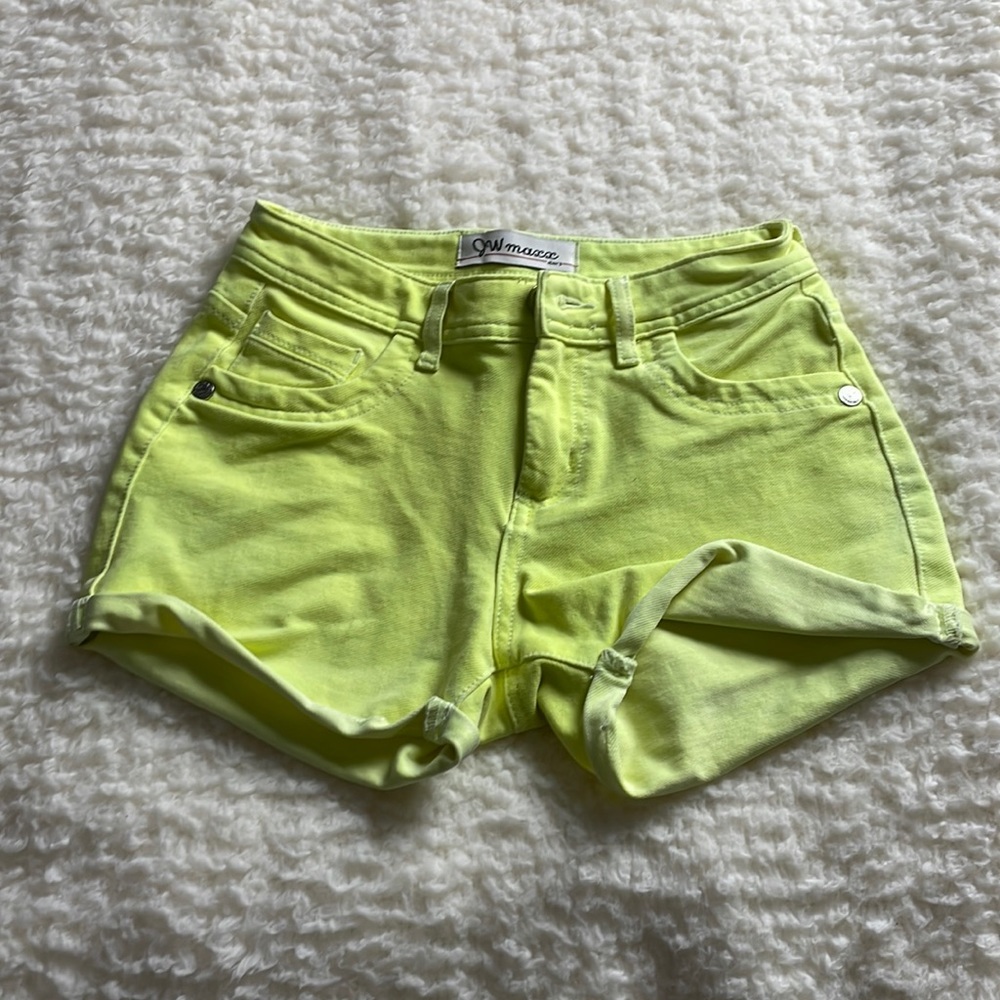 JW Max Denim Short Shorts in Lime - Size Medium